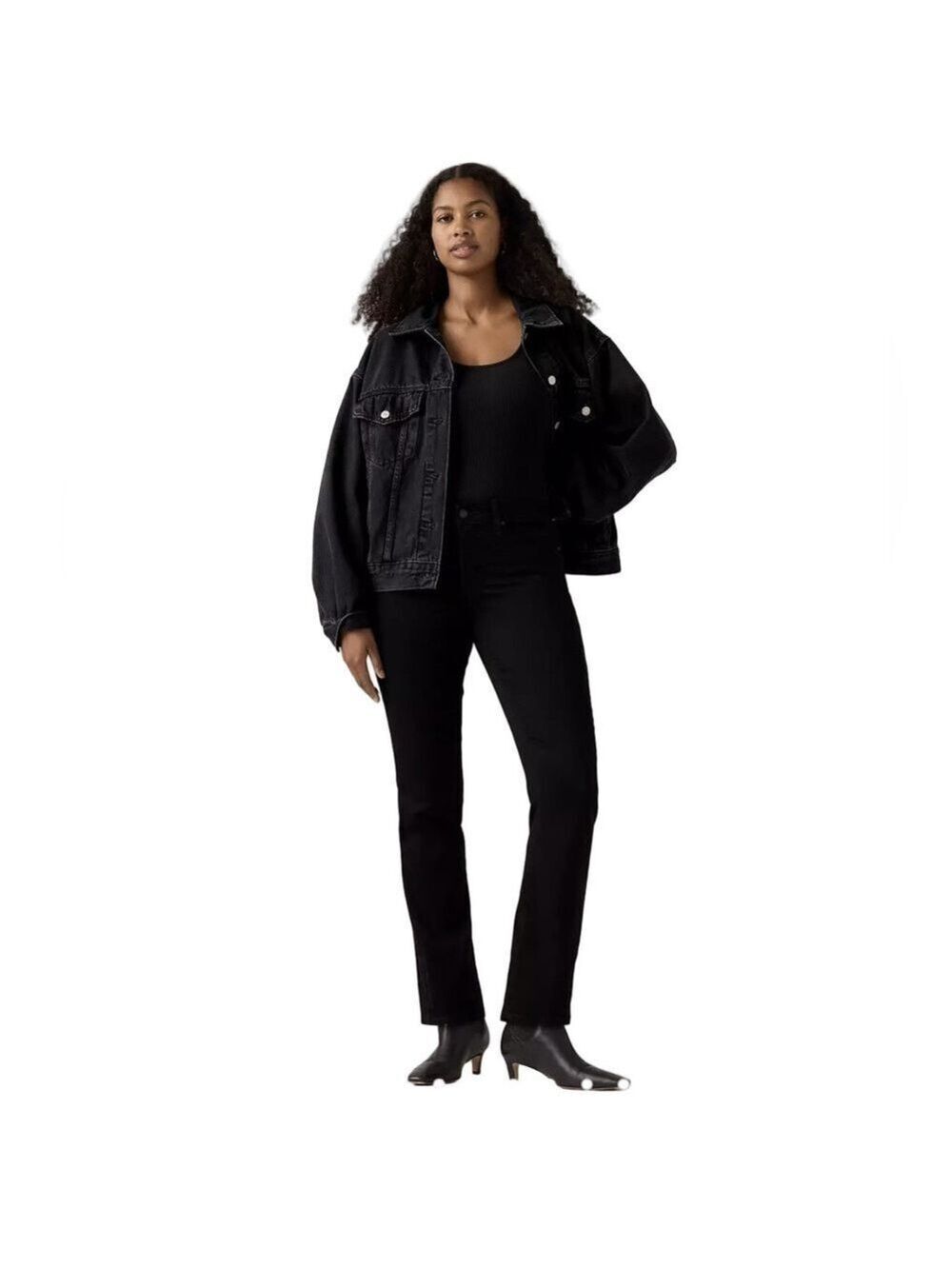 Levi’s 314 Shaping Straight Jeans Sz 28 in Soft Black